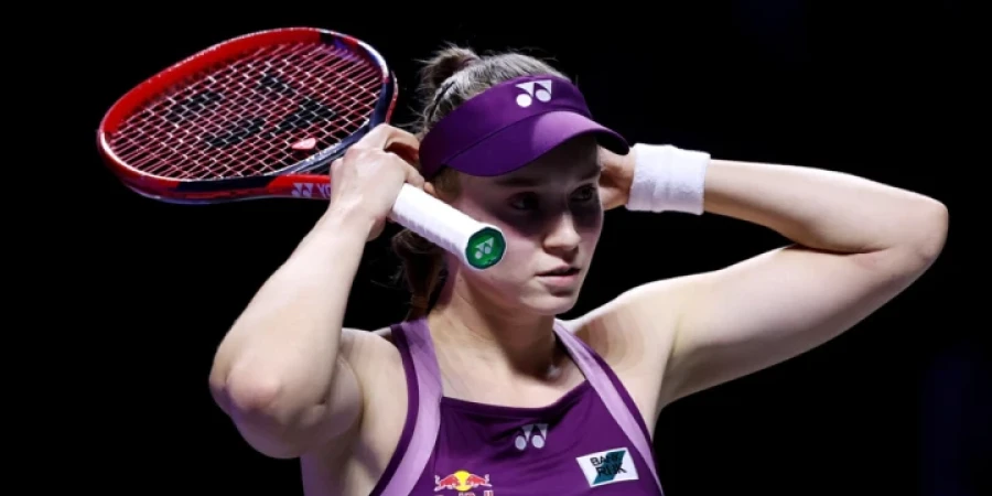 Прямая трансляция матча Елена Рыбакина — Ига Швентек на Итоговом турнире WTA