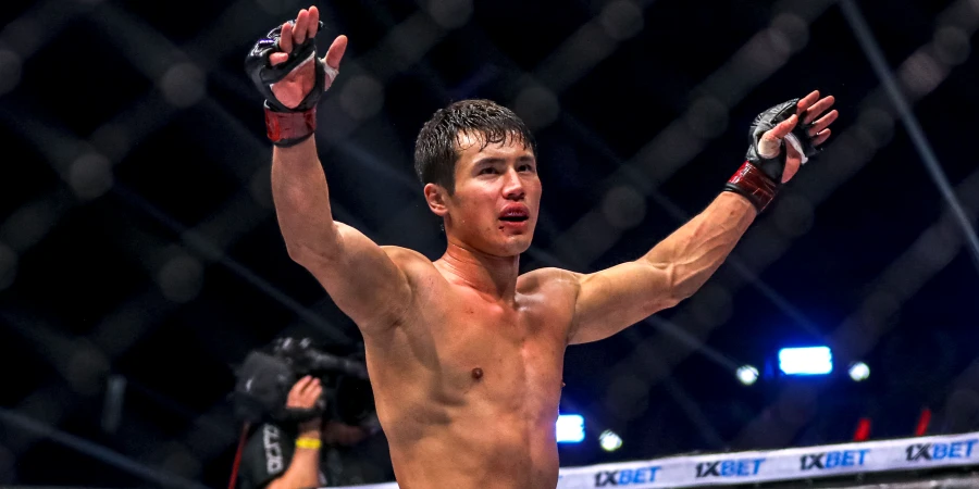 Скандальный экс-оппонент Токтара получил в соперники казахстанца