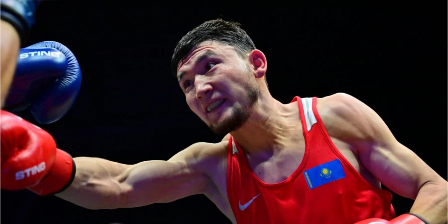 Зейнуллинов завершил выступление на ЧА с бронзой