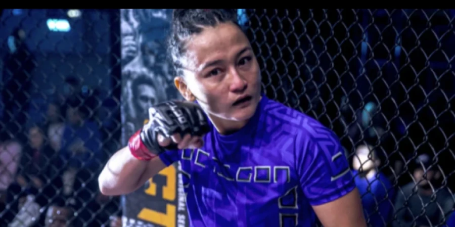 Қазақ қызы чемпиондық белбеу үшін Америкаға аттанады