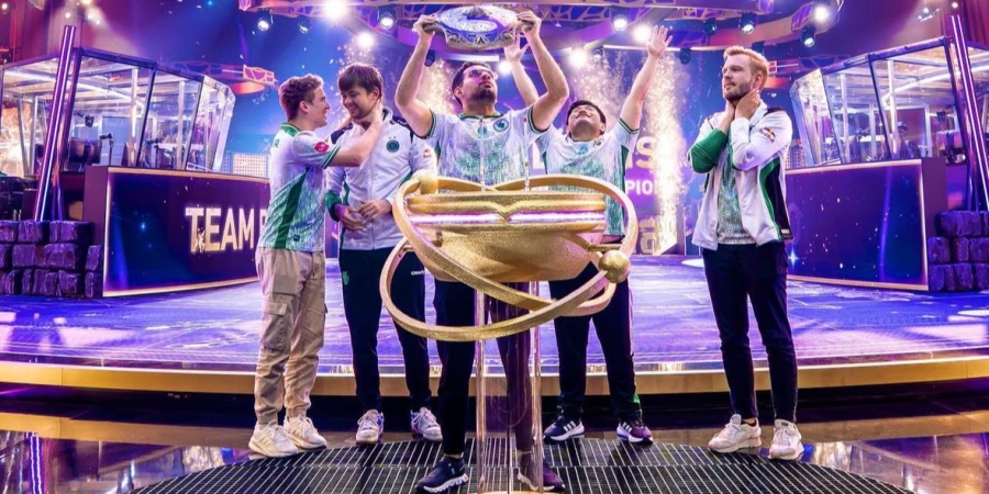 Falcons взяли Эгиду чемпионов на The International 2025