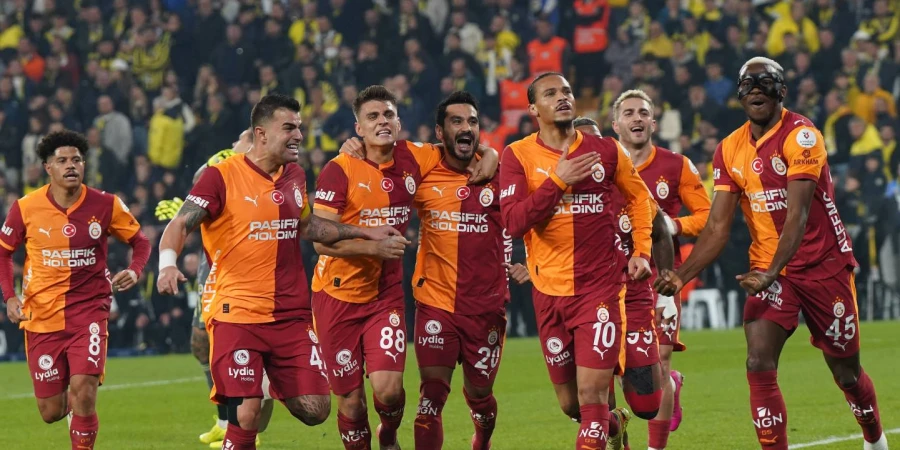 «Галатасарай» — «Фенербахче»: прямая трансляция финала Суперкубка Турции