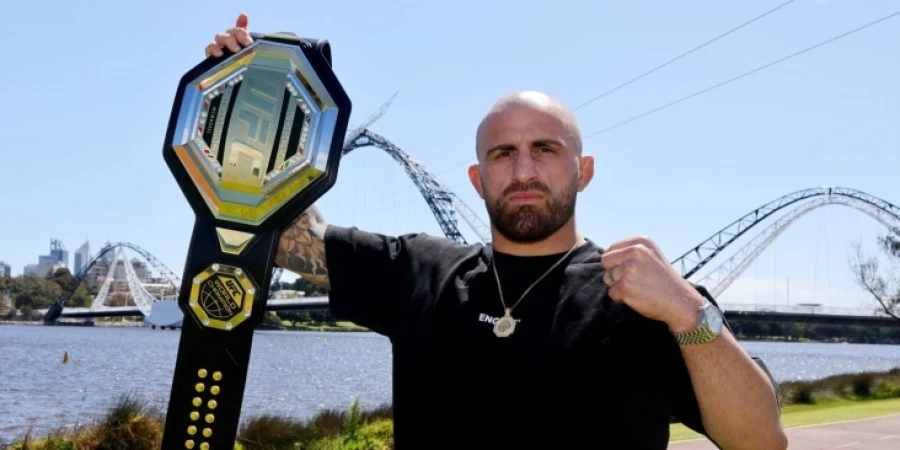 Волкановски обозначил сроки боя с Евлоевым