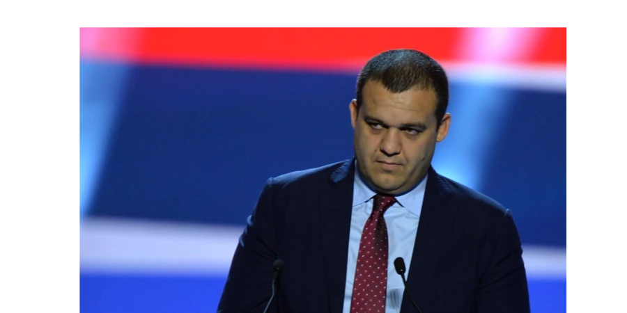 Глава IBA заявил о готовности организовать бой Петра Яна против Конора Макгрегора