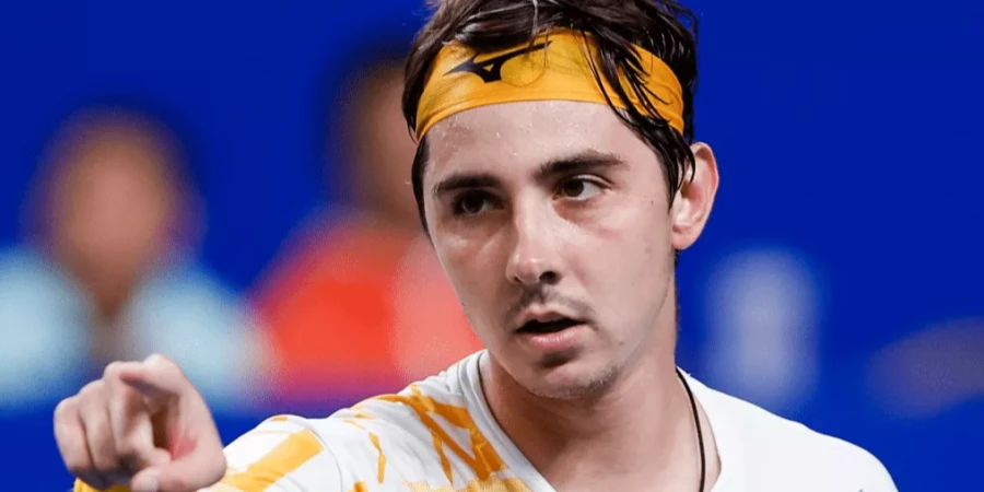 Казахстанский теннисист идет дальше на австралийских кортах