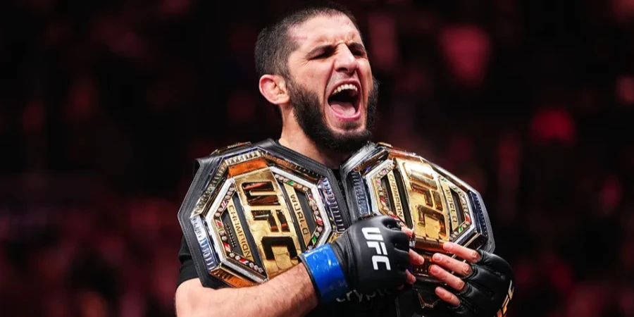 Комментатор UFC из США Джон Аник назвал самые крутые выступления 2025 года