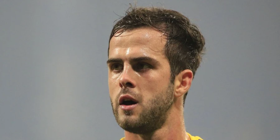 Миралем Пьянич завершил карьеру