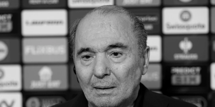 Президент итальянской «Фиорентины» скончался в возрасте 76 лет