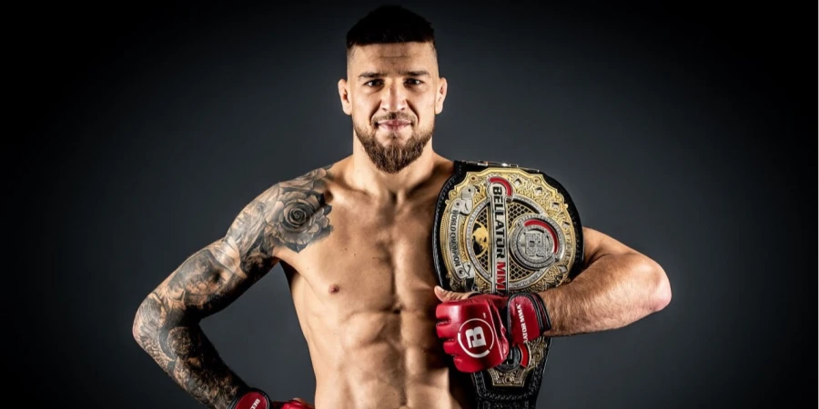 Александр Усик попросил Дэйну Уайта подписать в UFC украинца