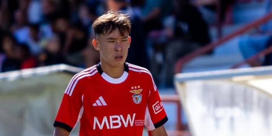 Чингиз Аликеев забил за старшую команду «Бенфики»