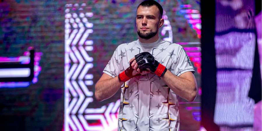 Богдан Пшебельский проведет чемпионский бой на турнире OCTAGON 78