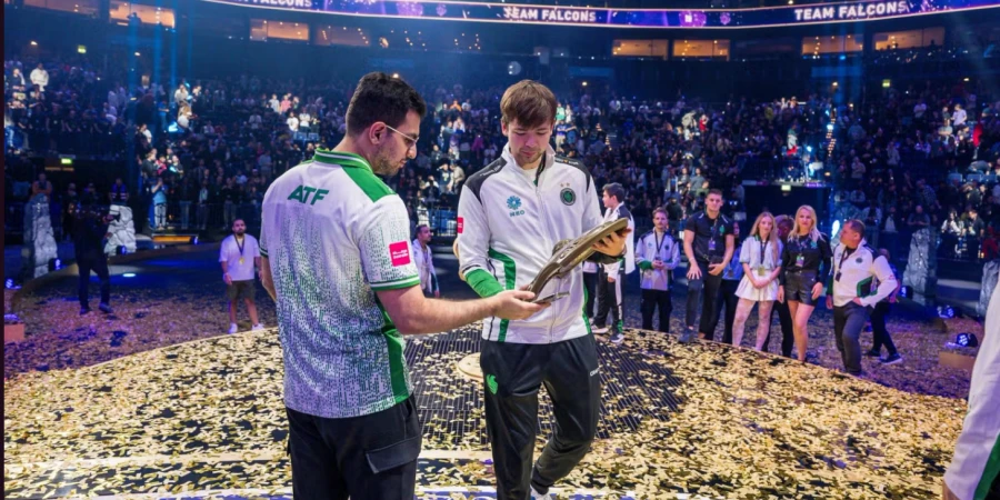 AfrOmoush рассказал о сложностях Team Falcons после выхода обновления 7.40