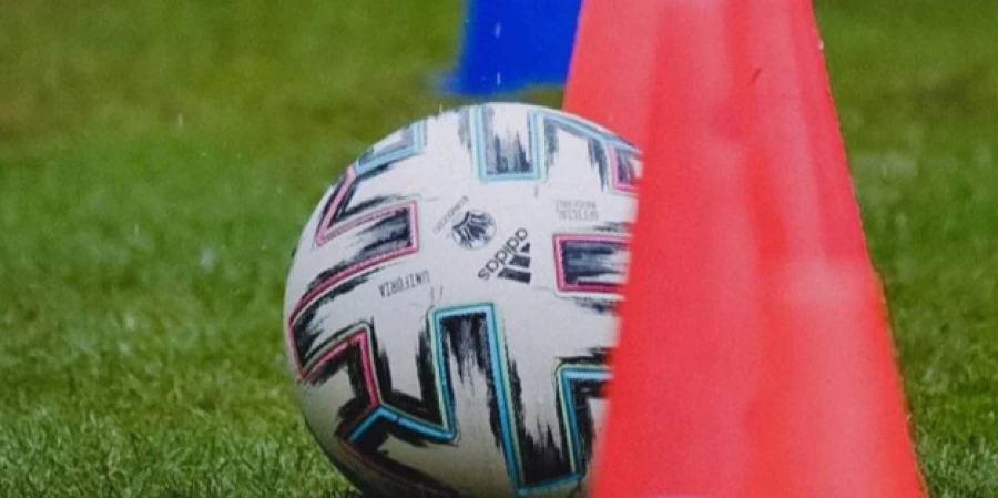 Детский тренер проиграл в казино деньги: подробности