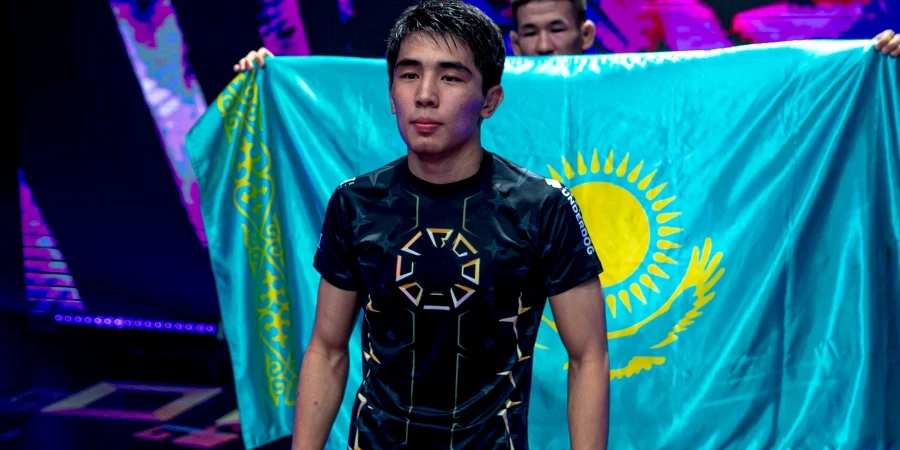 Қазақстандық файтер OCTAGON лигасының чемпиондық белбеуін жеңіп алды