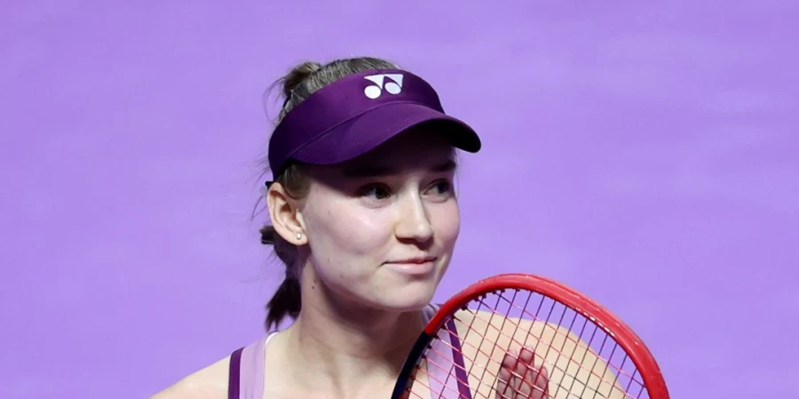 Чемпионка ТБШ раскритиковала Рыбакину за отказ фотографироваться с директором WTA