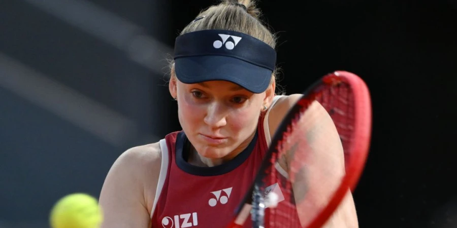 Елена Рыбакина рассказала, что должна исправить в своей игре, чтобы выиграть «Ролан Гаррос»