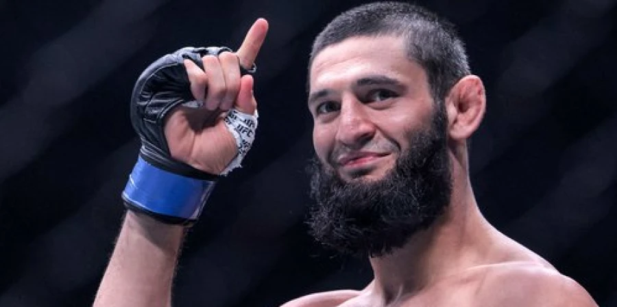 Сделан очередной прогноз на бой непобедимого чемпиона UFC