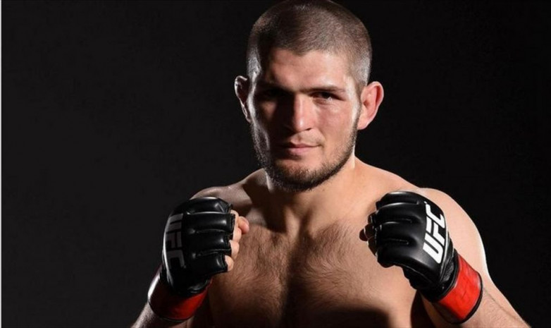 Хабиб Нурмагомедов UFC-де қалады