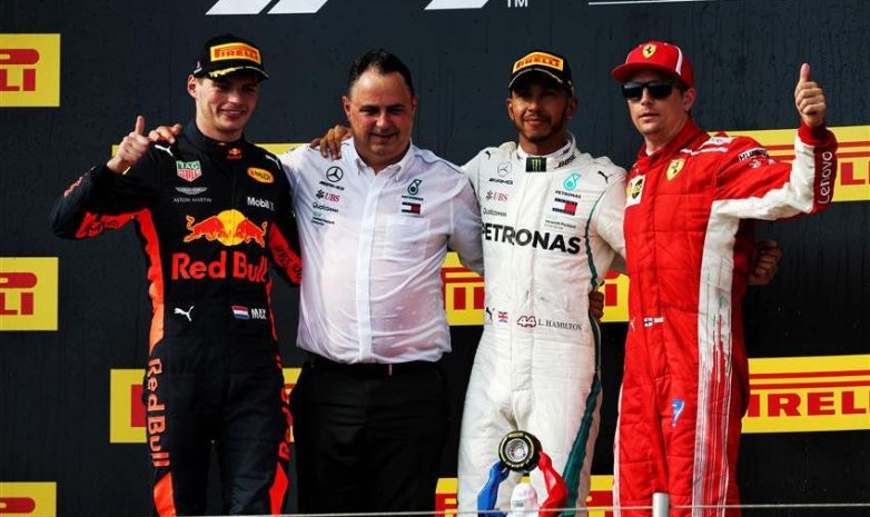 Льюис Хэмилтон выиграл Гран-при Франции, Феттель провалил гонку