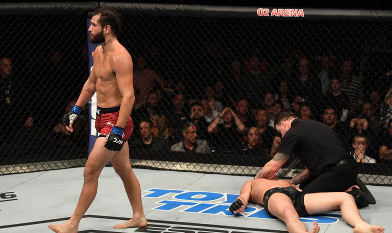 Видео главных боев UFC Fight Night 147