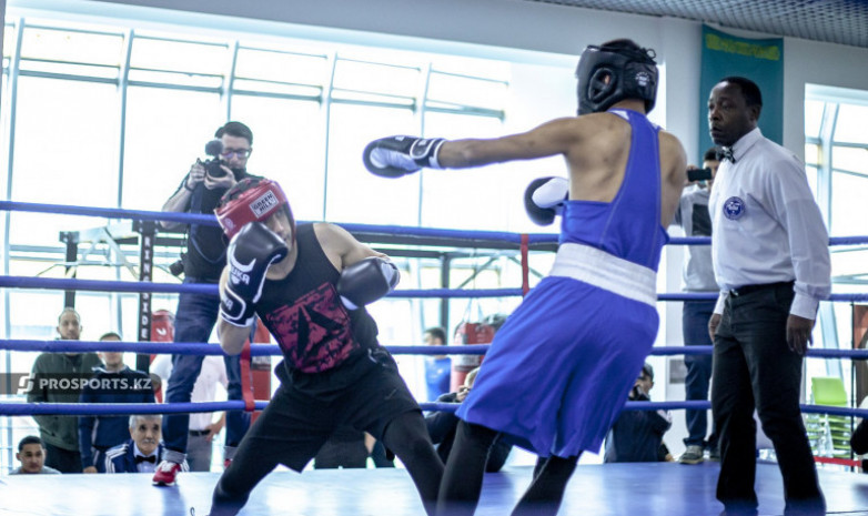 Видео с турнира SK Boxing в честь юбилея Серика Конакбаева 