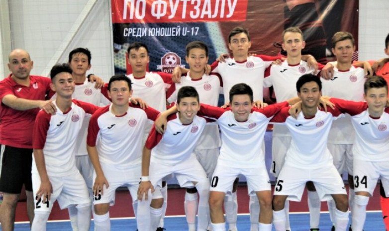 Команда АФК «Кайрат» U-17 отправилась в Рудный на стартовые матчи ЧРК по футзалу