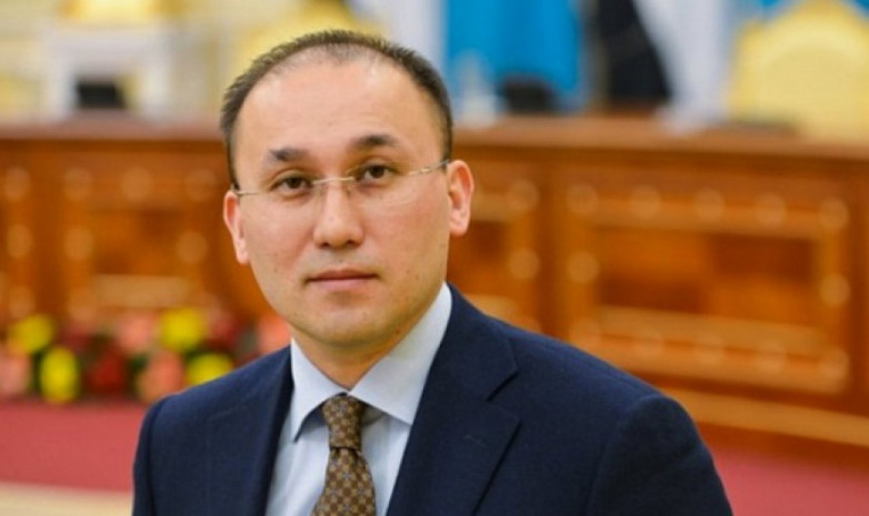 Дәурен Абаев Qazaq kuresi ұлттық федерациясының президенті болып сайланды