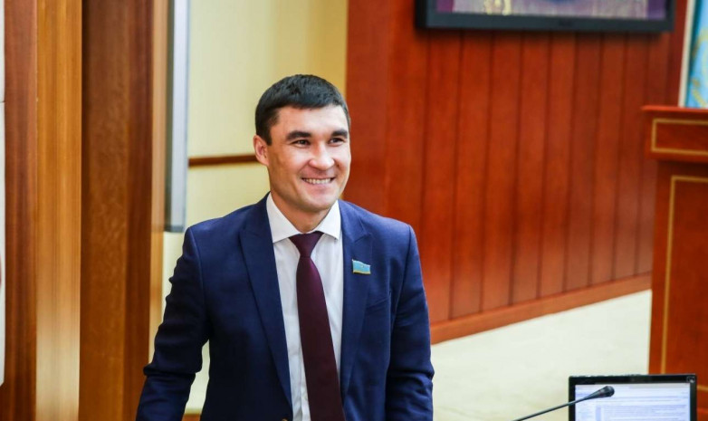 Серік Сәпиев: Балаларды ерте жастан спортқа баулу керек