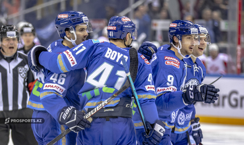 Барыс — Спартак кездесуі: Фоторепортаж