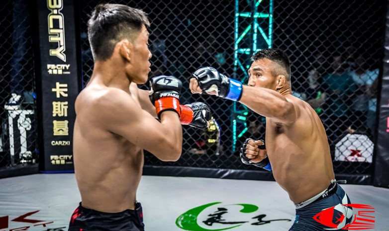 UFC-ге алғаш қатысқан қазақ әділетсіз жеңіліске ұшырады