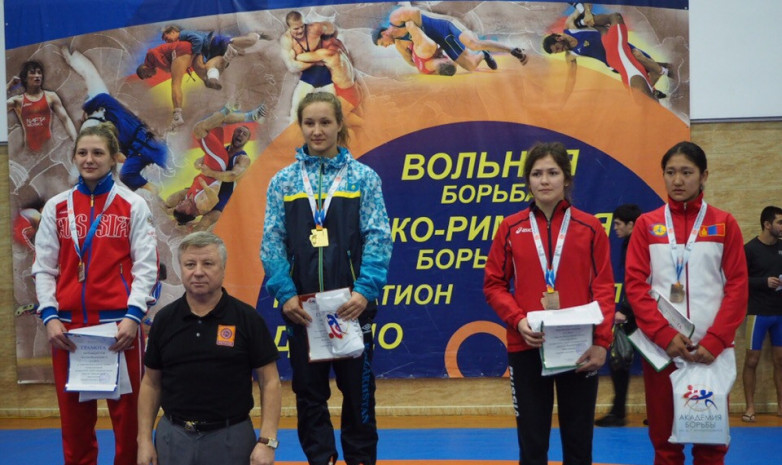 Седнева мен Еркебаева Ресейдегі турнирде топ жарды