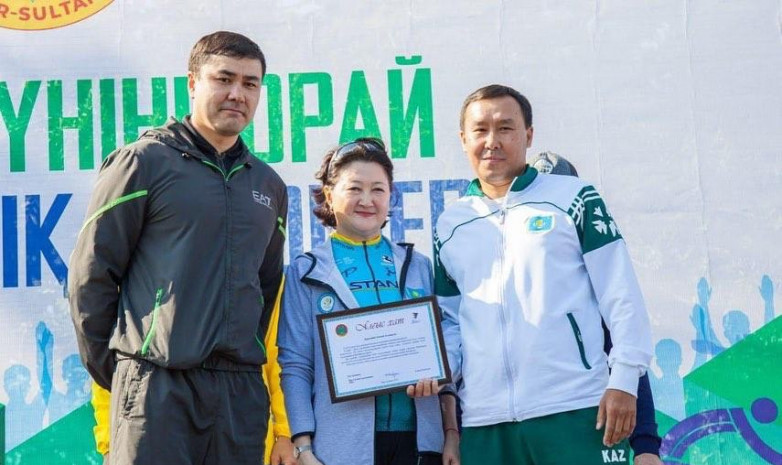 Мәдениет және спорт министрі велошеруге қатысты