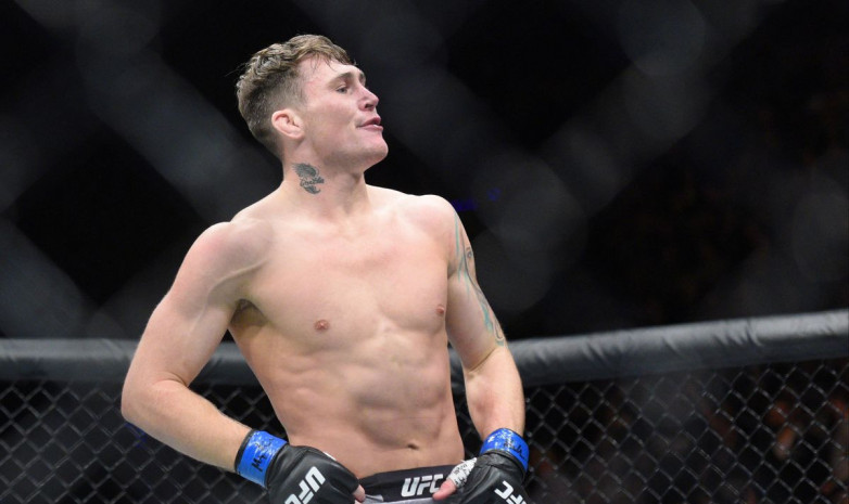 Сатушы қыздың нокауты UFC спортшысын тәнті етті 