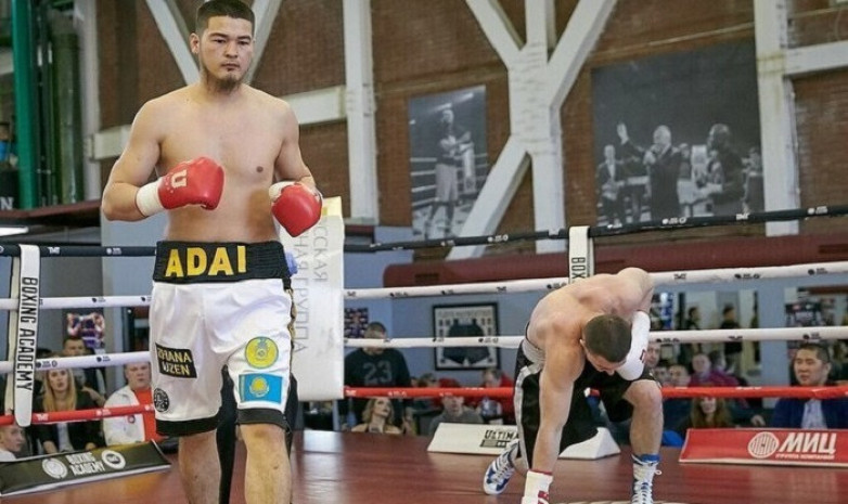  Бисенкулова отправили в нокаут на вечере бокса в Москве