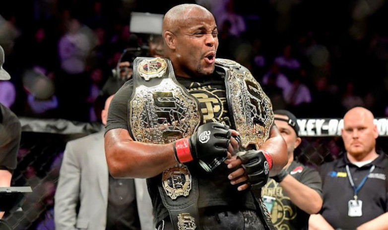 UFC чемпионы Қазақстанға келеді
