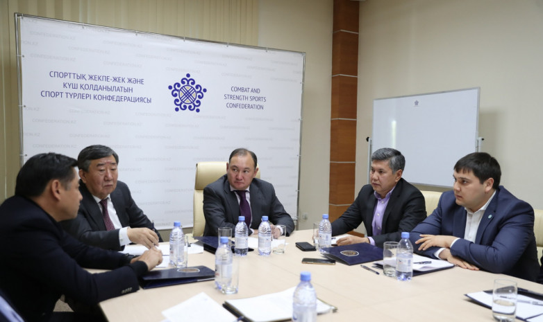 Бокстан құрама бапкерлеріне сөгіс жарияланды