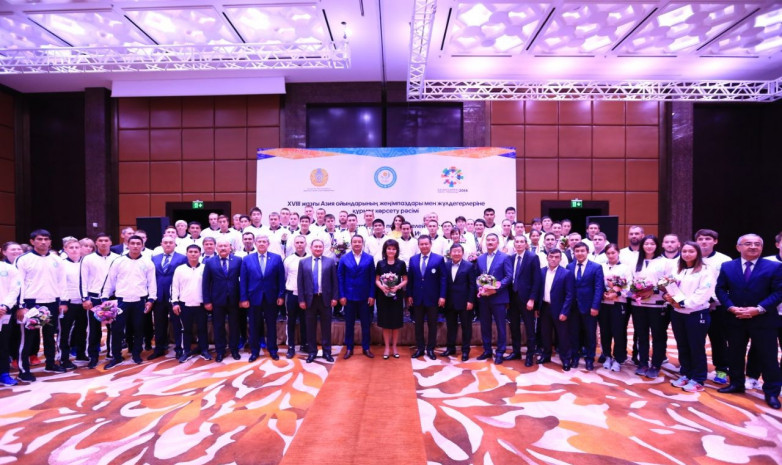 Азия ойындарының жеңімпаздары мен жүлдегерлеріне құрмет көрсетілді