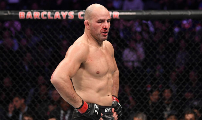 Тейшейра нокаутировал Смита в главном бою турнира UFC Fight Night 171