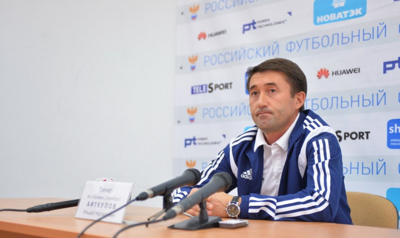 Қазақ маманы ресейлік клубты тізгіндеді