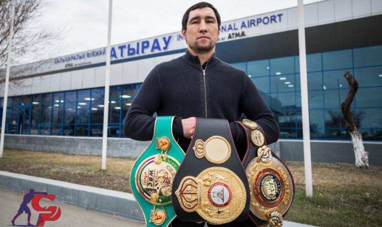 ВИДЕО. Казахстанский чемпион WBA, WBO и WBC проводит тренировки в ауле