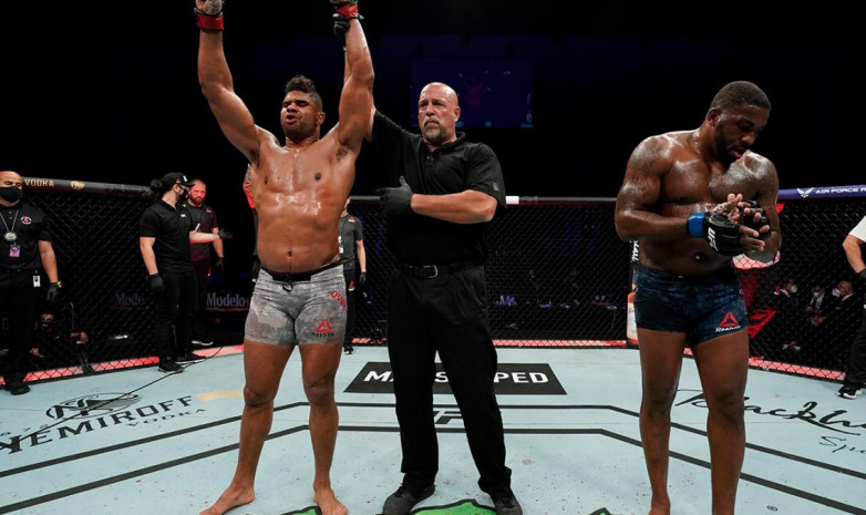 Оверим стал самым высокооплачиваемым спортсменом турнира UFC Fight Night 172