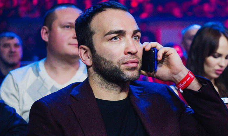 «Пока это похоже на торг, спекулиция с UFC». Глава FNG прокомментировал заявления Джона Джонса