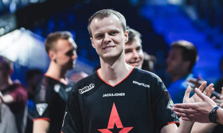 «Xyp9x» временно ушел в инактив