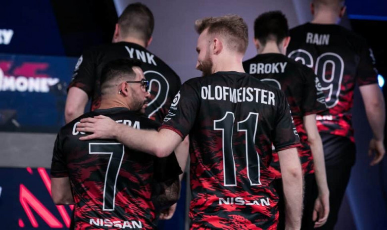 «Спасибо за все. Я рад, что могу называть тебя другом». «Niko» об уходе «olofmeister» 