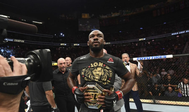 MMA тарихындағы үздік 10 спортшы