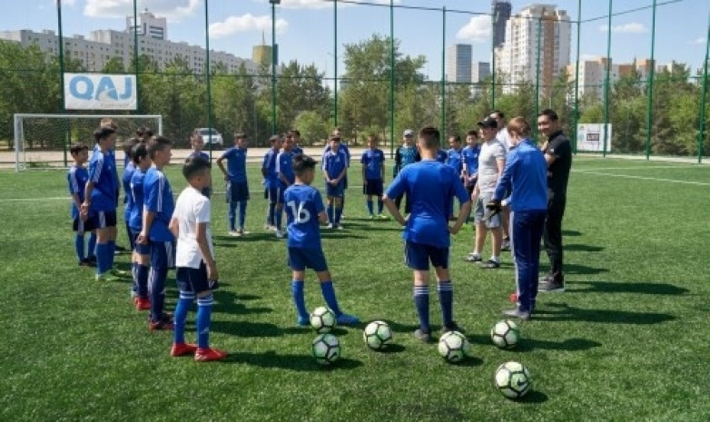 «Астана» футбол орталығы жаттығуды жалғастырады