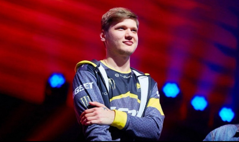 Александр «s1mple» Костылев сделал подарок стримеру с ограниченными возможностями