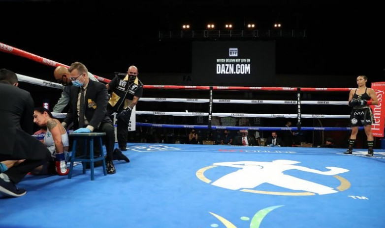 Матч-мейкер Golden Boy вступился за чиновника комиссии, одобрившего бой с самым быстрым нокаутом