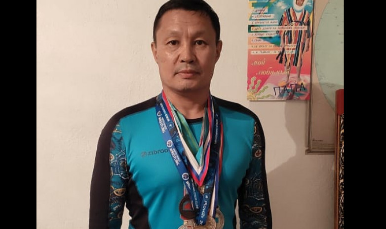 Грек-рим. Әлем чемпионы Нұржан Нұрбеков шеберлік сабағын өткізе бастады 