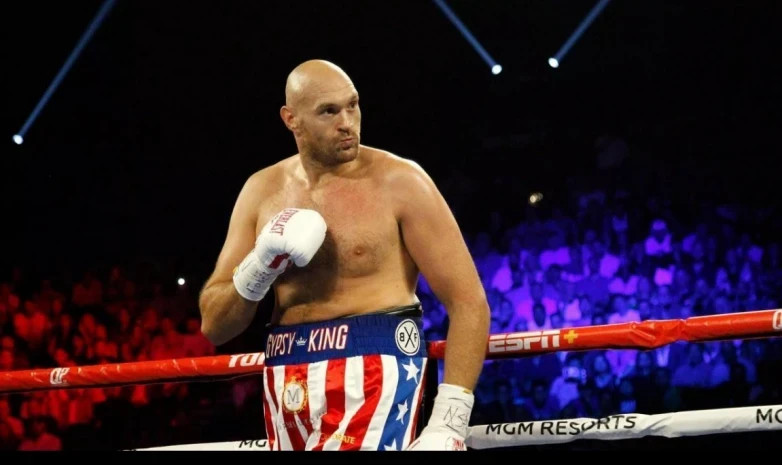 Фьюри Ring нұсқасы бойынша ауыр салмақтағы әлемнің үздік боксшы атанды